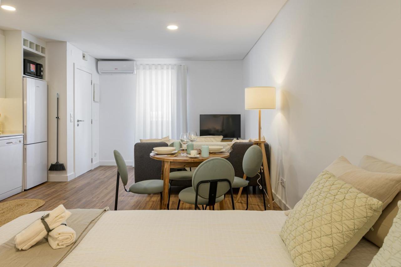 Chalet Marias - Parede Beach Apartments Bagian luar foto