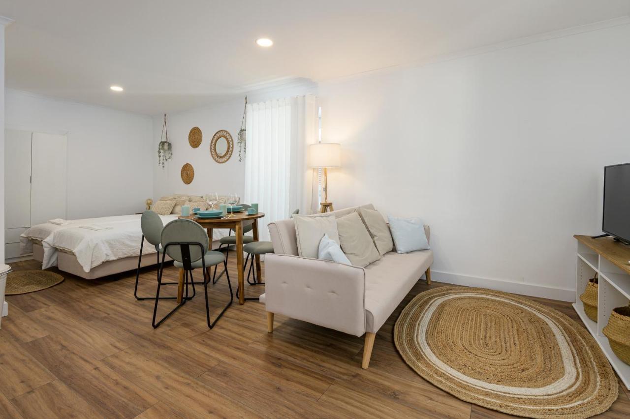 Chalet Marias - Parede Beach Apartments Bagian luar foto